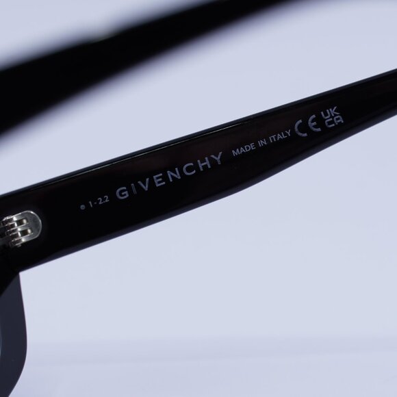 ?️ New Givenchy GV40027I 01B Sunglasses - Shiny Black Frame, Brown Lenses main image 4